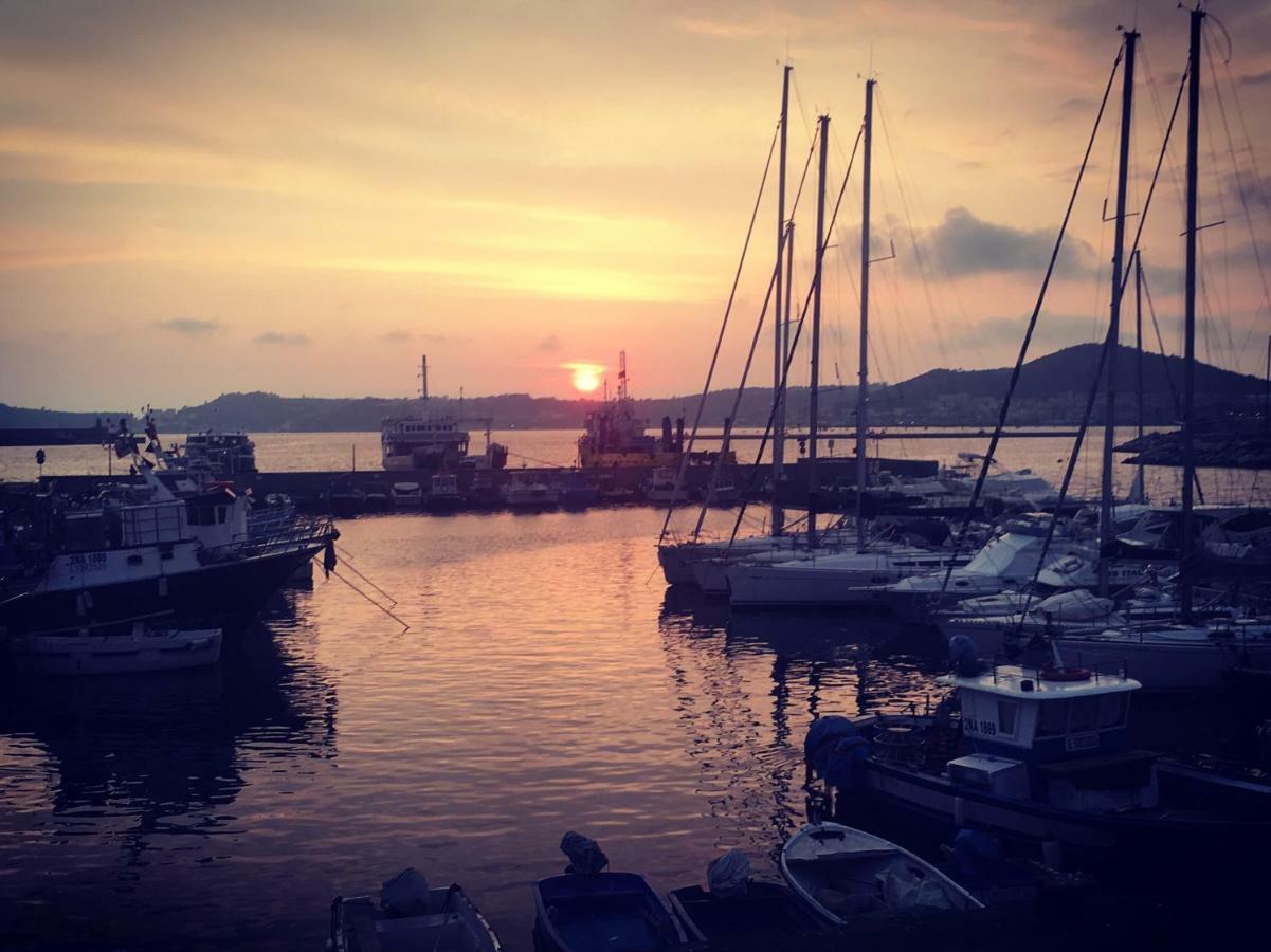 Il Nido Della Quaglia B&B - Jaba Mia House Lt Pozzuoli Eksteriør bilde